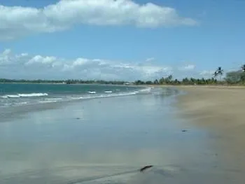 Ocean Breeze Apartments Bowen Australien