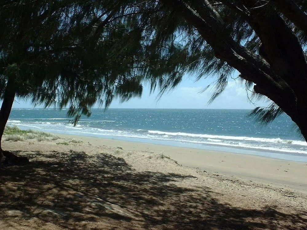 Ocean Breeze Apartments Bowen